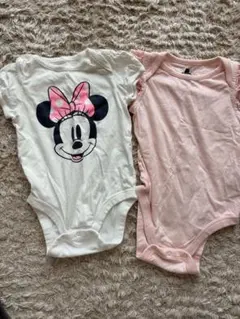 GAPミニーマウスロンパース2点セット