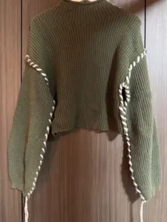 オリーブグリーン クロップドニット 長袖