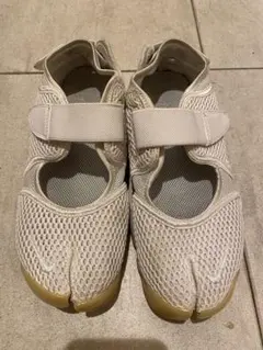 ナイキ NIKE エアリフト 24cm