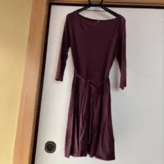 バーガンディ オフショルダー ワンピース L