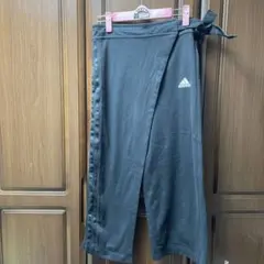 adidasカジュアルパンツのサムネイル