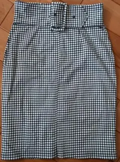 新品タグ付き♡セシルマクビー ギンガムチェック ペンシルスカート