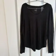 So 黒 Vネック長袖Tシャツ 【L】カットソー インナー