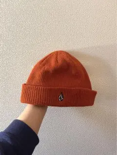 VOLCOM オレンジニット帽子