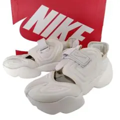 ナイキ アクアリフト 足袋スニーカー 厚底 足袋サンダル サンダル 個性的