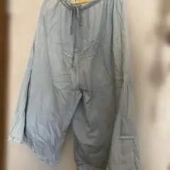 値下げ　薄い青 ワイドパンツ 紐付きゴムウエスト