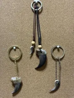 熊の爪 キーホルダー ヒグマの爪 羆爪 魔除け 災難除け 財運・金運上昇