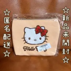 サンリオ　マルチポーチ　ハローキティ　立体アップリケ　刺繍