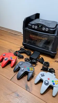 NINTENDO64 本体 コントローラー3個 収納ケース付き