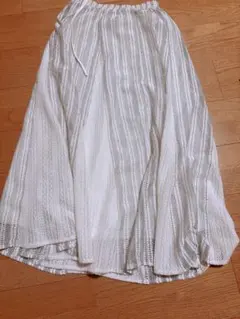 willfully ウィルフリー スカート ロングのサムネイル