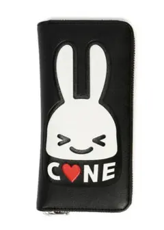 CUNE　キューン　ロングウォレット　瞳を閉じて　♡長財布　赤　新品未使用のサムネイル