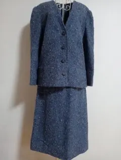 美品 総刺繍 ブルー セットアップ ノーカラージャケット スカートスーツ