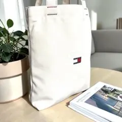 【新品・未使用】Tommy Hilfiger キャンパストートバッグ タグ付き