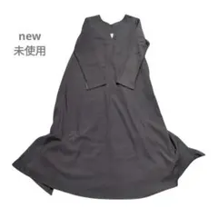 未使用　ゆるふわ　Vネック　長袖ロングワンピース　フレアスカート　バイカラー