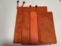ポーチ4点セット　オレンジ　仕分け　文房具　メイクポーチ　トラベルポーチ