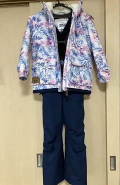 子ども用スキーウェアセット（ジャケット・パンツ）
