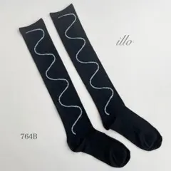 ハイソックス　ニーハイソックス　靴下　黒　くすみブルーライン　なみなみライン