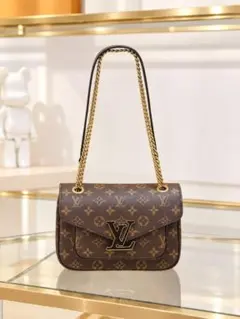 Louis Vuitton モノグラム ショルダーバッグ