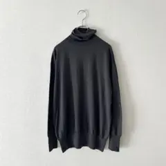 【UNTITLED】ウールタートルネック　プルオーバーニット　チャコールグレー