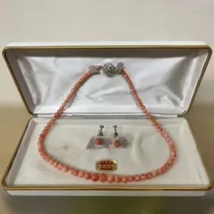 Item thumbnail for item e7e9e956-c95d-4dc8-b250-df7c7495d58e