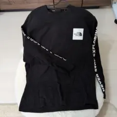 THE NORTH FACE ブラック ロングスリーブ Tシャツ