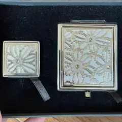 美品☆コンパクトミラー＆バッグハンガー セット