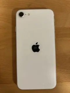 [傷なし]Apple iPhone SE 64GB (第3世代) カバー付き
