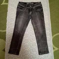 脚細効果◎　Spicy Denim スキニーデニム グレー　ウェスト表記67