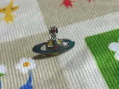 Vivienne Westwood オーブ 片耳 ピアスのサムネイル