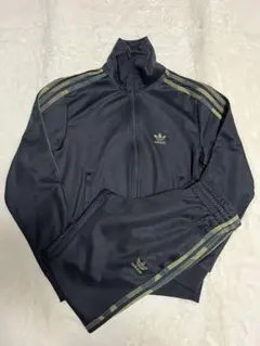 Item thumbnail for item 7b83f82e-e07c-4b55-947a-371c88ac51c3