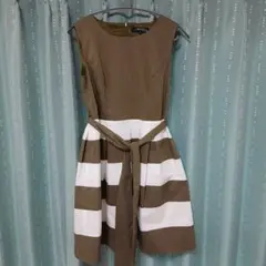 UNIVERVAL MUSE ノースリーブひざ丈ワンピース