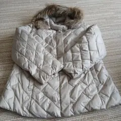 ベージュ キルティング ダウンジャケット ファー付き