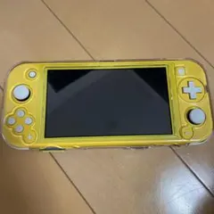 Nintendo Switch NINTENDO SWITCH LITE イエ…