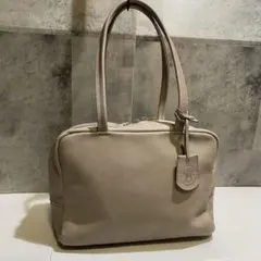 Item thumbnail for item 922fc8be-ec9e-4ab2-8573-ca363df8ff73