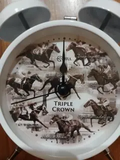 クラシック三冠馬デザイン目覚まし時計のサムネイル