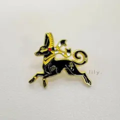 サウジアラビア ピンバッジ シルバー ゴールド - メルカリ