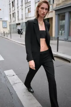 【新品タグ付き】ZARA ザラ FLARE ローライズパンツ ブラック S