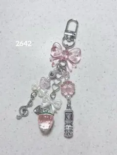 ビーズキーホルダー ピンク 苺 韓国 平成 y2k コレクトブック