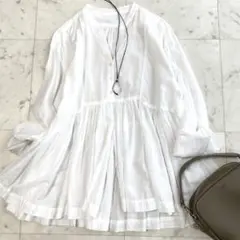 美品 グリーンレーベルリラクシング 結論シリーズ 全方位映えブラウス ホワイト