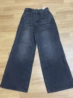 Item thumbnail for item 2396e9b4-6103-4335-aa4e-5dcb471a5dde