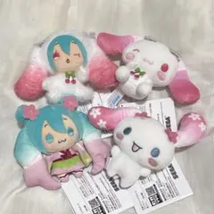 ③ 初音ミク×シナモロール マスコット 桜Ver. 全4種