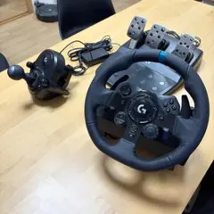 Logitech G923 ハンドルコントローラー