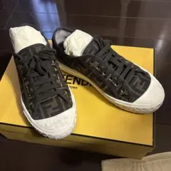 Fendi FFスニーカー ブラウンのサムネイル