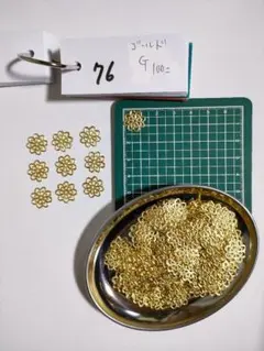 76★フラワー透かしパーツ【ゴールド】100枚