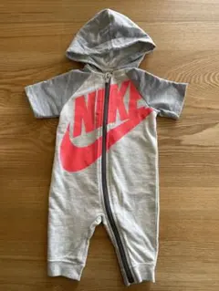 NIKE フード付きロンパース 65-70cm グレー/ピンク