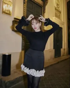 Herlipto Éclat Flared Sleeve Knit black