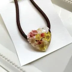 天然石とドライフラワーレジンネックレス チルクォーツ 天然石レジン