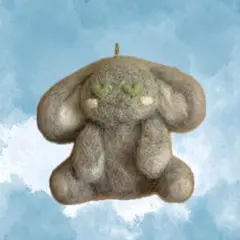 うさぎ　羊毛フェルト　ストラップ　ハンドメイド