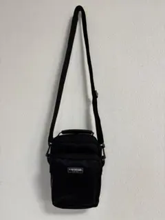 美品　McGREGOR ナイロンショルダーバッグ　シンプル　マックレガー　メンズのサムネイル