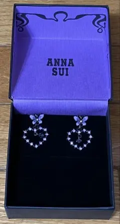 ANNA SUI ハート型蝶モチーフイヤリング